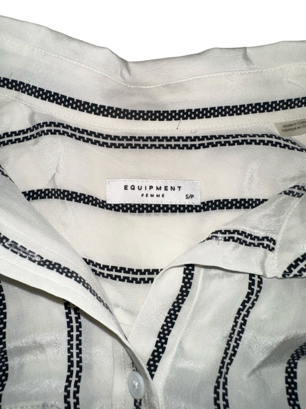 Equipment Femme Silk White Black Striped Button-Down Long Sleeve Shirt SMALL - Picture 3 of 6